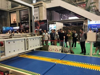 把先进生产车间搬到展会现场 “纸箱、数码梦工厂”震撼来袭